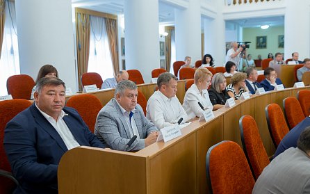 Беженцам и переселенцам бесплатно окажут юридическую помощь 